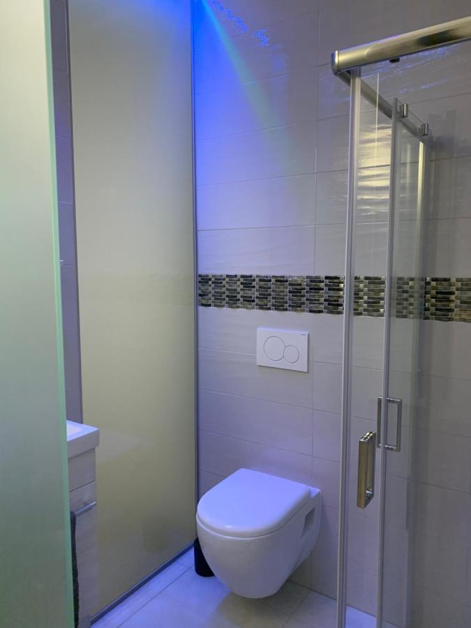 Executive Single Room With En-Suite In Guest House City Centre Luxembourg Exterior photo