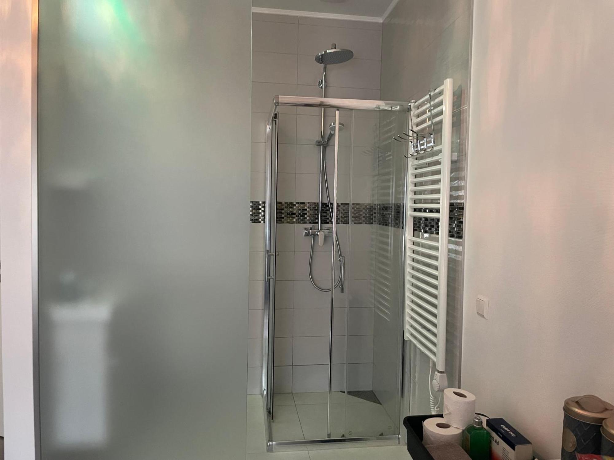 Executive Single Room With En-Suite In Guest House City Centre Luxembourg Exterior photo